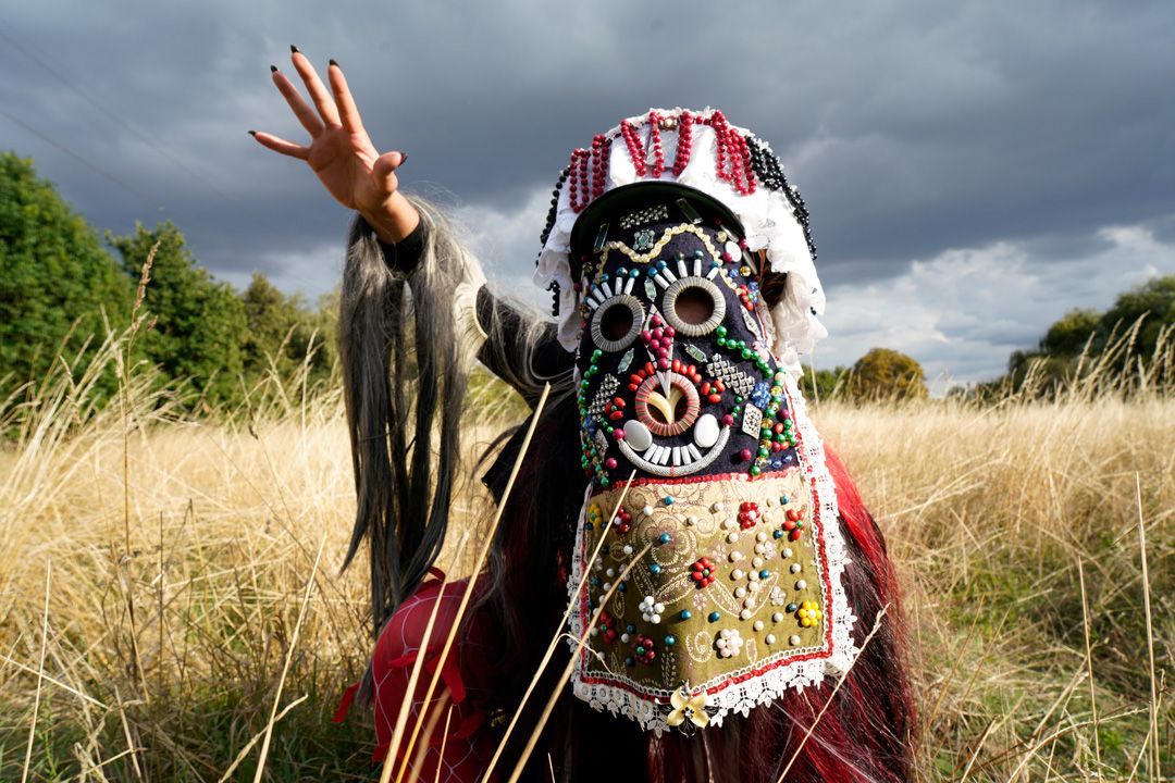 ResearchWorks Interdisciplinary Dance Making Weaving Dance
